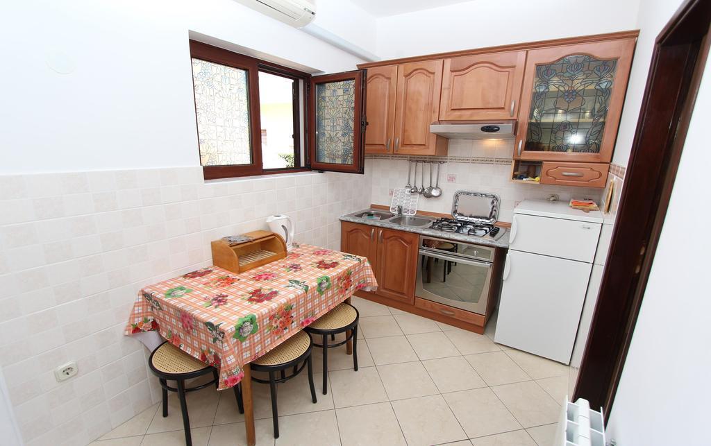 Apartments Maruchita Rovinj Exterior photo